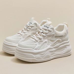 Nouvelle Collection Printemps 2026 : Baskets Blanches à Semelle Épaisse et Bout Rond pour Femmes de Petite Taille, Rehaussant la Silhouette, Style Sophistiqué - Product Image 5