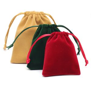 Bolsa de Franela de Lujo Mediana Beige con Cordón, Bolsa de Embalaje de Joyería Personalizada, Bolsa de Terciopelo con Logotipo Personalizado para Joyas - Product Image 4