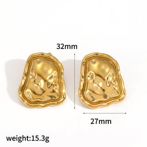 ต่างหูสแตนเลสทรงเรขาคณิตแบบไม่สมมาตร ชุบทอง 18k ดีไซน์พับลายละลาย สำหรับผู้หญิง เครื่องประดับแฟชั่น - Product Image 5