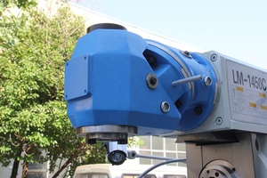 LM-1450C <span class=keywords><strong>TTMC</strong></span> Fraiseuse horizontale et verticale, fraiseuse universelle robuste avec alimentation automatique - Product Image 2