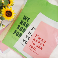 Sacs d'expédition en PE de haute qualité, personnalisables, pour l'emballage de t-shirts, sacs postaux imprimés sur mesure, sacs polyvalents en gros pour l'emballage de vêtements