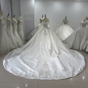 Robes de mariée romantiques de luxe en satin avec perles et dentelle appliquée, traîne longue, style princesse, pour l'industrie lourde Xs147 - Product Image 5
