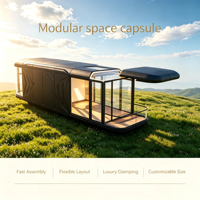 Capsule spatiale modulaire tout-terrain, maisonnette mobile préfabriquée surélevée pour la nature sauvage, adaptée aux falaises et aux jungles