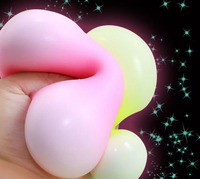 Jouets anti-stress Txl82, boule de tofu lumineuse de décompression, balles sensorielles TPR à presser pour adultes et enfants, jouets anti-stress Merrycoo