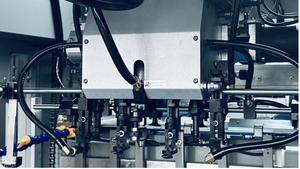 Machine de découpe de carton ondulé, hydraulique, <span class=keywords><strong>pas</strong></span> <span class=keywords><strong>cher</strong></span>, entièrement automatique, 45 pièces - Product Image 2