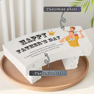 Plaque murale en résine personnalisée, cadeau d'anniversaire personnalisé pour père, œuvre d'art en résine de style vintage avec design de gâteau et de ballons - Product Image 4