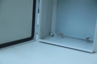 Boîtier de contrôle en acier au carbone de qualité industrielle personnalisable - Boîtier de distribution épaissi IP55 étanche avec revêtement en poudre Marque XLTC