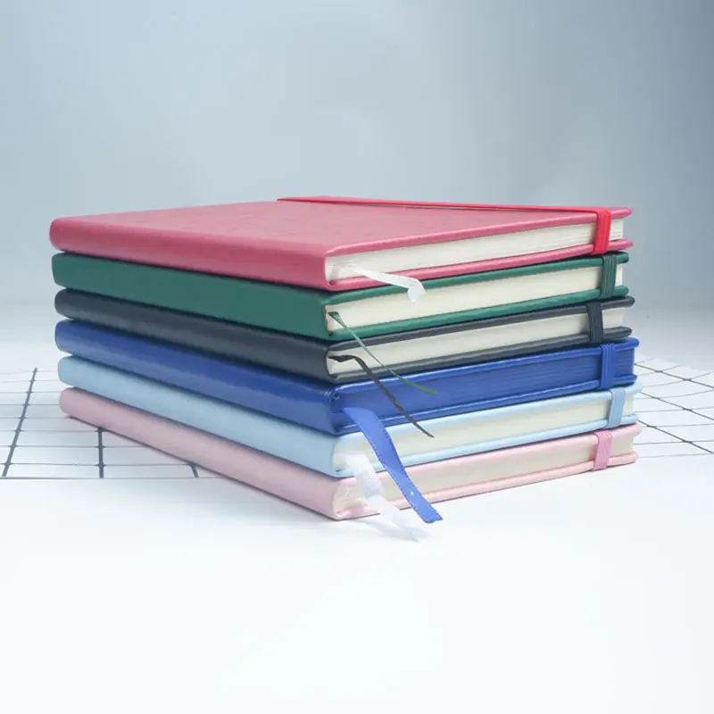 2020 Vendite calde A5 a6 A4 Formato con Logo Personalizzato 80g di Un Colore Linea di Pagine Interne Bianco sacchetto di Scuola DELL'UNITÀ di elaborazione notebook Con Elastico