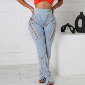 กางเกงยีนส์ขาบานเอวสูงผ้ายืดสำหรับผู้หญิง สไตล์สตรีทแวร์ เซ็กซี่ ขาดๆ แต่งเชือกผูก โชว์เนื้อผ้าบาง ทรงเข้ารูป - Product Image 2