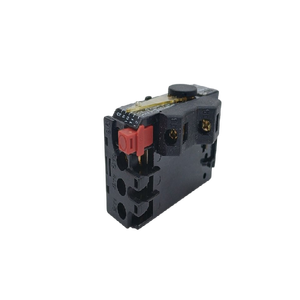 وحدة تحكم قابلة للبرمجة PLC 047H0111 مع ريليه حماية من الحمل الزائد TI 16 80-12A - Product Image 1