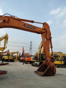 รถขุดล้อยางมือสองจากเกาหลี รถขุดมือสอง DOOSAN DX500 Doosan DH210W-7 150w-7 รถขุดล้อยาง 50 ตัน ระบบไฮดรอลิกที่มั่นคง - Product Image 4