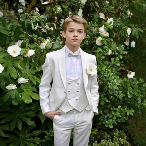 Ensemble de smoking formel <span class=keywords><strong>blanc</strong></span> pour garçons (<span class=keywords><strong>Blazer</strong></span>, nœud papillon, pantalon) en tissu peigné 100 % polyester, costume de mariage pour garçon d'honneur, 3-16 ans - Product Image 5