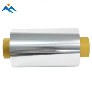L'usine de rouleaux de papier d'aluminium produit du papier d'aluminium de haute qualité en Chine