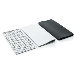 Classic Style High-Temperature Triple-<b>Folding</b> Drain Food Grade Silicone Reusable <b>Kitchen</b> Mat Non-Slip <b>Table</b> Bar Oven Padded Pads - Product Image 5