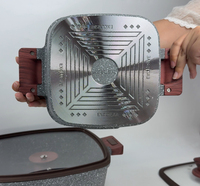 Batterie de cuisine en aluminium moulé sous pression, modèle carré, très vendue, comprenant des casseroles de 20/24/28/32 cm et une marmite peu profonde de 28 cm avec fond spiralé