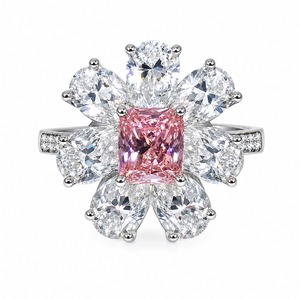 Anello quadrato da donna, design geometrico per l'uso quotidiano, accessorio per le mani semplice ed elegante - Product Image 5