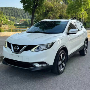 Nissan <span class=keywords><strong>Qashqai</strong></span> <span class=keywords><strong>2018</strong></span> Smart Enjoy Automatico in Pelle Benzina SUV Compatto 2.0L Aspirato Naturalmente Guida a Sinistra 5 Posti - Product Image 1