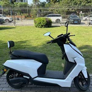 Bicicletta Elettrica SMPLLO a 2 Ruote per Adulti - Batteria 48/60/72V, Velocità Massima 80km/h e Pneumatico Posteriore 80/70-10, Bici Elettrica per Uomini - Product Image 3