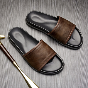 Sandales d'été pour hommes en cuir, style coréen, antidérapantes, personnalisées, pour la plage et les activités de plein air - Product Image 4