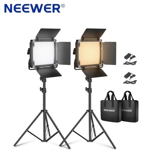 <span class=keywords><strong>NEEWER</strong></span> Kit d'éclairage vidéo LED bicolore réglable 660 LED (lot de <span class=keywords><strong>2</strong></span>) avec support pour diffusion en direct et YouTube - Product Image 1