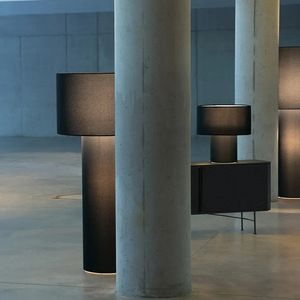 Ý hình ống Đèn sàn hiện đại đơn giản phòng khách sofa cạnh Đen lưới màu đỏ phòng ngủ đèn cạnh giường ngủ - Product Image 2