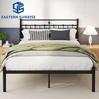 Cadre de lit Queen en métal noir avec tête de lit à lattes verticales, lit plateforme moderne pour chambre à coucher