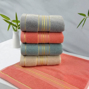 Toallas Faciales a Rayas de Algodón Puro 35x75cm, Suaves y Absorbentes, Ideales para Regalo, Toallas Rectangulares Amigables con la Piel - Product Image 1