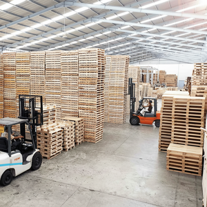 Palets Europeos de Madera de Doble Cara de Primera Calidad, Resistentes, de 4 Entradas, para Aplicaciones Industriales, Alta Capacidad de Carga Dinámica, Origen Estadounidense - Product Image 1