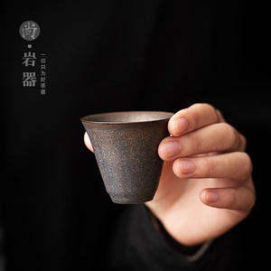 Taza de té retro de cerámica con forma de cono, chapada en oro, juego de té Kung Fu, taza individual para té de la tarde, cerámica del condado de Dehua - Product Image 3