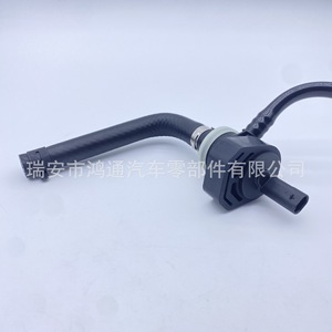 Tuyau de ventilation du filtre à charbon actif Mercedes-Benz A2740187201, pièce de rechange en plastique neuve - Product Image 5