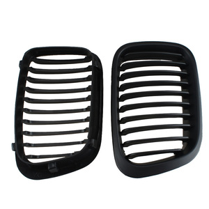 Grille de pare-chocs avant BMW E46, noir mat, plastique ABS, ligne simple, pour modèles 3 portes de la série 3 de 1998 à 2001 - Product Image 1