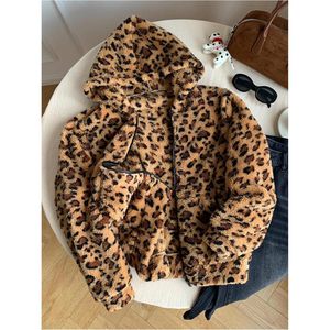 Sudadera con capucha de forro polar con cremallera y estampado de leopardo para mujer, estilo oversize, para otoño, antipilling, manga regular - Product Image 5