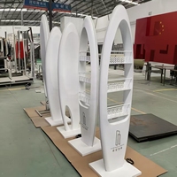 Écran LED extérieur sur mesure de grande taille, panneau totem monolithique autoportant pour parking, étanche IP65, pour centre commercial et voitures
