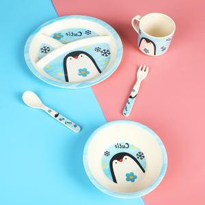 Juego de <span class=keywords><strong>vajilla</strong></span> de <span class=keywords><strong>melamina</strong></span> de fibra de bambú sin BPA de dibujos animados lindo para niños <span class=keywords><strong>vajilla</strong></span> de plato de cerámica redonda con características portátiles - Product Image 4