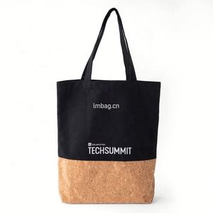 Bolso Tote de mujer de lona de algodón negro natural y corcho con estampado de letras - Product Image 1