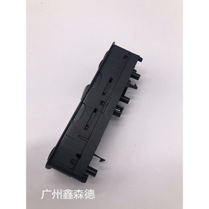 สวิตช์ยกกระจกอัตโนมัติ รุ่น A1698206510 สำหรับรถยนต์เมอร์เซเดส-เบนซ์ A200 W245 - Product Image 5