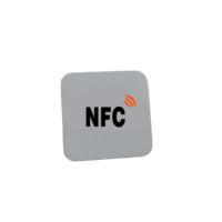 Tamaño personalizado 50*50MM imprimible NFC teléfono pegatina tarjeta duro PVC pegatina etiqueta para compartir en redes sociales