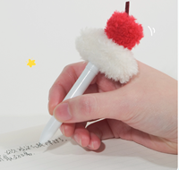 Stylo à bille en peluche mignon en forme de gâteau avec pendentif - Stylo à bille en forme d'animal en peluche 0,5 mm à double pointe à billes, coque ABS, cadeau créatif, vente en gros