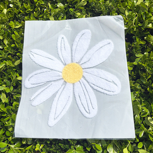 Toppe Ricamate Personalizzate con Logo, Applicazioni Termoadesive Floccate a Forma di Fiore, Toppe Soffici per Magliette - Product Image 1