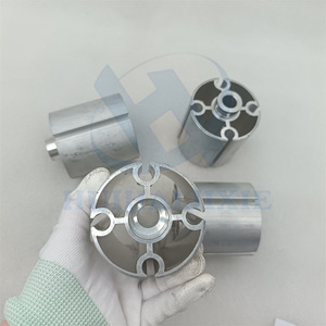 ชิ้นส่วนเครื่องจักรก่อสร้างพัดลม3915456ตัวเว้นวรรคสำหรับ QSB6.7เครื่องยนต์ ISB6.7อะไหล่ - Product Image 4