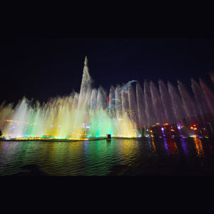 سعر المصنع نائب الزخرفية عالية النفاثات النافثة الموسيقية ميزة المياه للمناسبات في المدينة الكبيرة في الهواء الطلق - Product Image 3