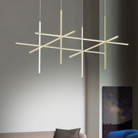 Lustre LED en acrylique AB personnalisé, géométrique, carré, long, combiné, moderne, avec tubes linéaires, pour hall d'hôtel