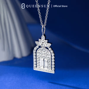 Collier de diamants de laboratoire en or 18 carats personnalisé Queensun Chaîne de clavicule en diamant avec diamants cultivés en laboratoire 'Happy House' - Product Image 1