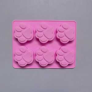 <span class=keywords><strong>Molde</strong></span> <span class=keywords><strong>de</strong></span> Silicona para Pastel con Forma <span class=keywords><strong>de</strong></span> <span class=keywords><strong>Huella</strong></span> <span class=keywords><strong>de</strong></span> <span class=keywords><strong>Perro</strong></span> <span class=keywords><strong>de</strong></span> 6 Cavidades. <span class=keywords><strong>Molde</strong></span> para Galletas, Fondant, Patas <span class=keywords><strong>de</strong></span> <span class=keywords><strong>Perro</strong></span> y Gato, Dulces para Mascotas, Galletas, Gelatina, Cubitos <span class=keywords><strong>de</strong></span> Hielo, Chocolate - Product Image 3