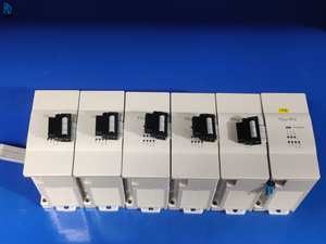 Module PLC FX3U-1PG, contrôleur logique programmable, module de contrôle d'automatisation industrielle, contrôleur programmable haute performance - Product Image 1