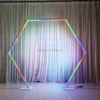Arche lumineuse LED moderne pour événements, support d'entrée tunnel, cadre de toile de fond, accessoires de décoration de mariage, livraison rapide