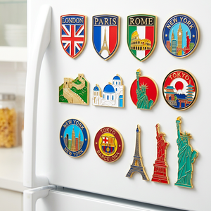 Aimant Souvenir de Londres, Symbole Icônique de la Ville, Design Métallique Gaufré Exquis, Cadeau pour Voyageurs et Collectionneurs - Product Image 6