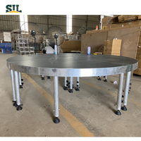Scène de mariage circulaire de petite taille sur mesure, design de podium portable en forme de quart de cercle, plateforme ronde en bois