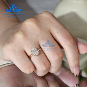 Bague de fiançailles et de mariage pour femme en or jaune 10K 14K 18K avec diamant de laboratoire de forme coussin IGI CVD HPHT 1CT 2CT 3CT 4CT 5CT - Product Image 4