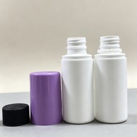 Bouteille en plastique PET cylindrique blanche opaque de 60 ml, conteneur vide pour liquides cosmétiques avec double couvercle anti-fuite, personnalisable